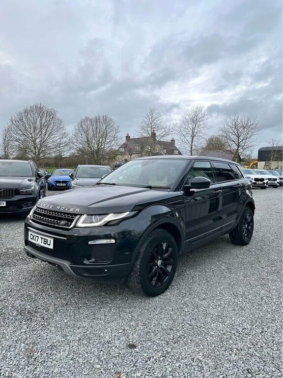 Land Rover Range Rover Evoque 2017 2.0 Ed4 Se Tech Suv Fwd Eur CK17TBU Black #2