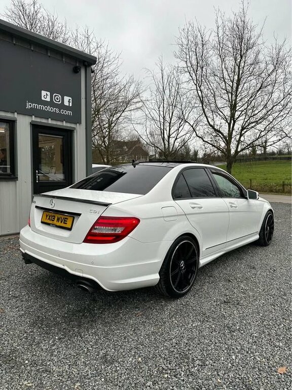 Mercedes-Benz E Class 2013 2.1 E220 Cdi Amg Sport Saloon G-tr YX13WVE #2