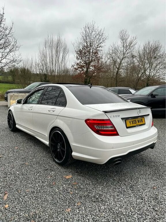 Mercedes-Benz E Class 2013 2.1 E220 Cdi Amg Sport Saloon G-tr YX13WVE #4