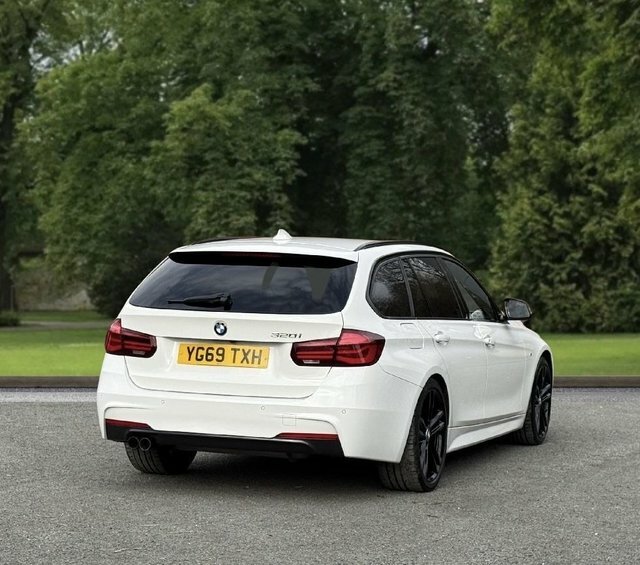 BMW 3 Series 2019 2.0 320I M Sport Shadow Edition Touring P YG69TXH White #4