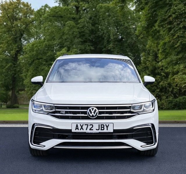 Volkswagen Tiguan 2023 1.5 Tsi R-line Edition Suv Dsg Eur AX72JBY White #3