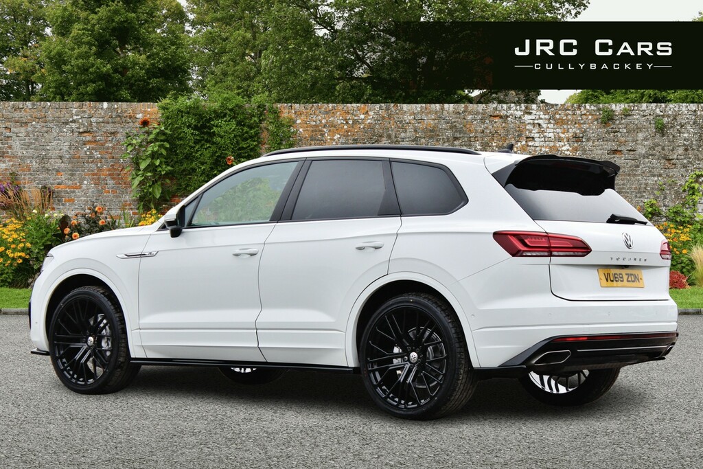 Volkswagen Touareg Suv 3.0 Tdi V6 R-line Tech 2019 White #4