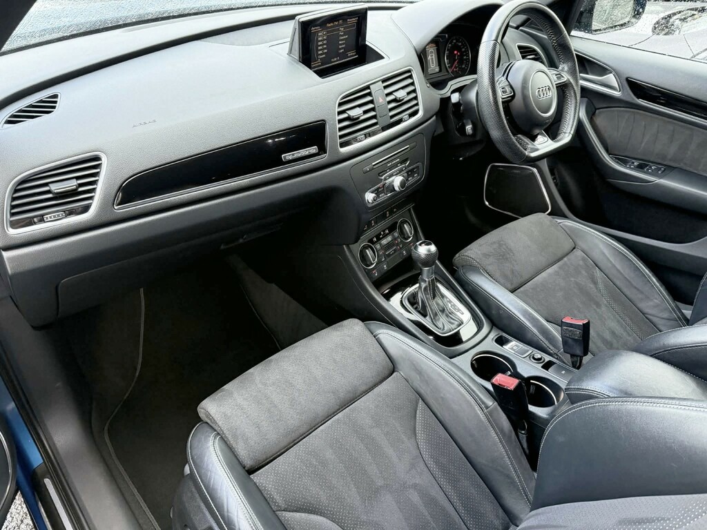 Audi Q3 Suv 2.0 Tdi Black Edition 2017 J18CSG Blue #5