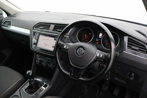Volkswagen Tiguan 2.0 Tiguan Se PL16VDT Silver #2