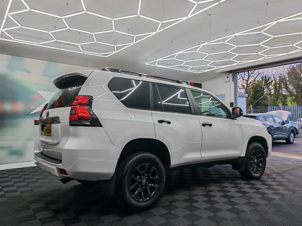 Toyota Land Cruiser Utility Commercial 4Wd #6