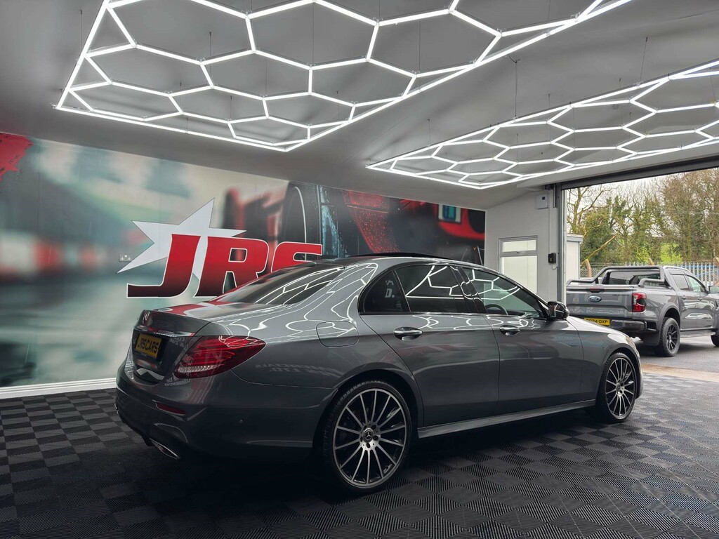 Mercedes-Benz E Class Amg Line Night Edition Premium D NX70NCC #4