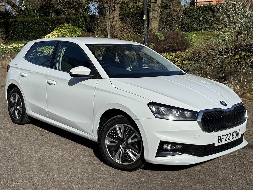 Skoda Fabia 1.0 Tsi Se L Euro 6 Ss White