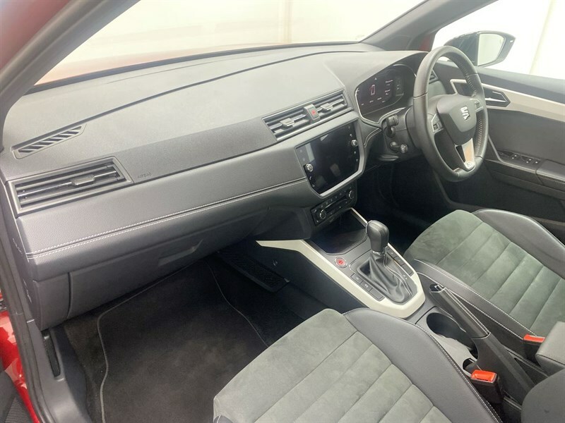 Seat Arona 1.0 Tsi 115 Xcellence Lux Ez Dsg DU70FKP Red #2