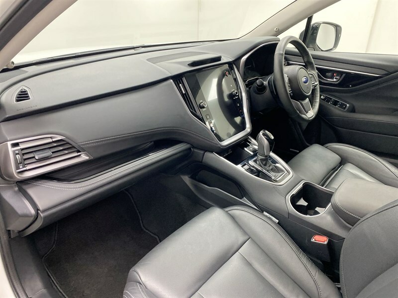 Subaru Outback 2.5I Touring Lineartronic BJ25CNU White #2