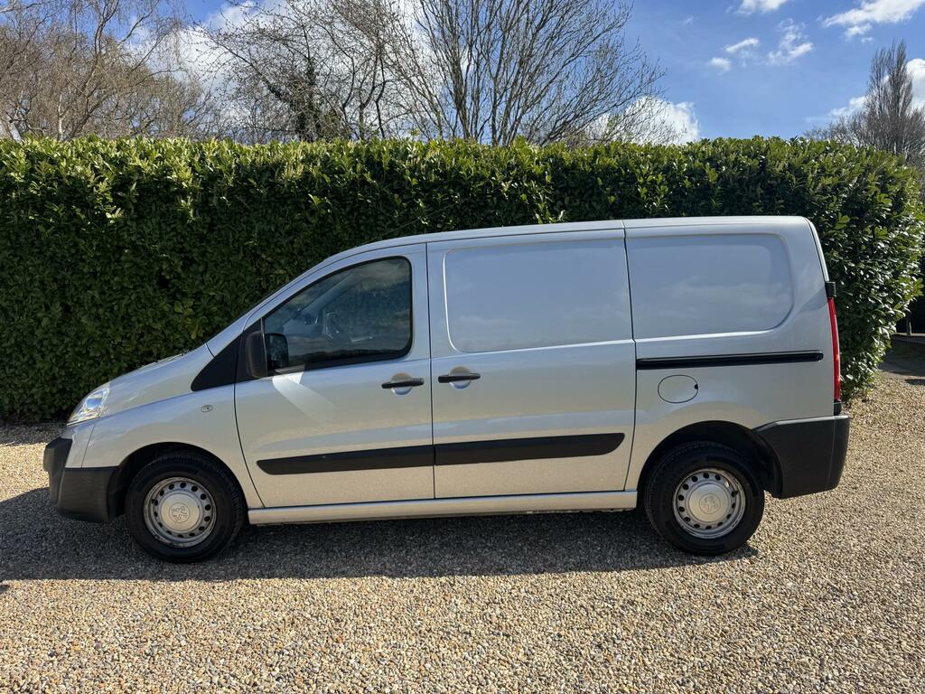 Peugeot Expert Minibus White #6