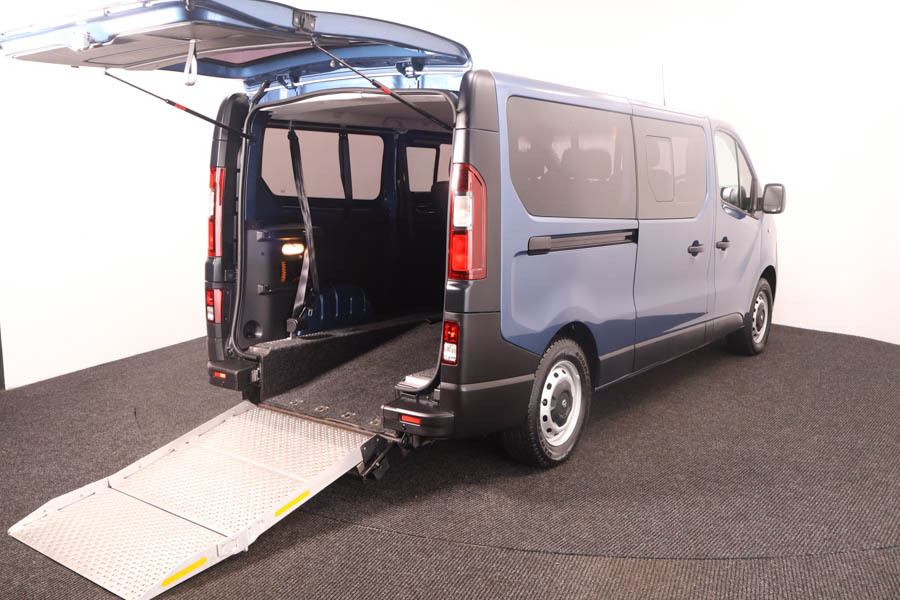 Vauxhall Vivaro Combi 1.6 Cdti Lwb Blue #2