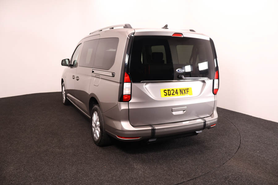 Ford Grand Tourneo Connect 2.0 Tdci Titanium Silver #3
