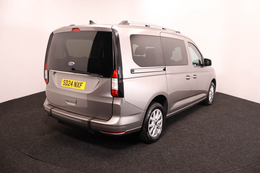 Ford Grand Tourneo Connect 2.0 Tdci Titanium Silver #6