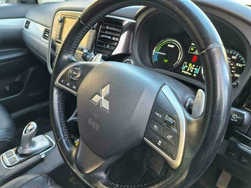 Mitsubishi Outlander 2.0H 12Kwh Gx4hs Cvt DV64ZYU Black #3