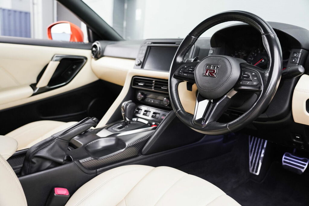 Nissan GT-R 3.8 V6 Prestige 4Wd Euro 6  #2