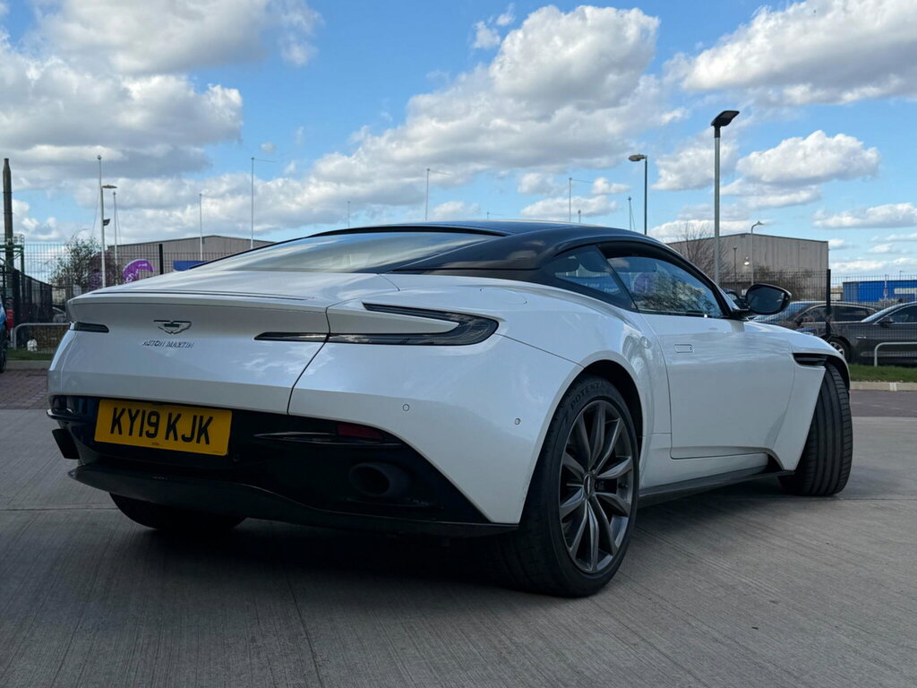 Aston Martin DB11 4.0 V8 Euro 6 Ss KY19KJK White #2