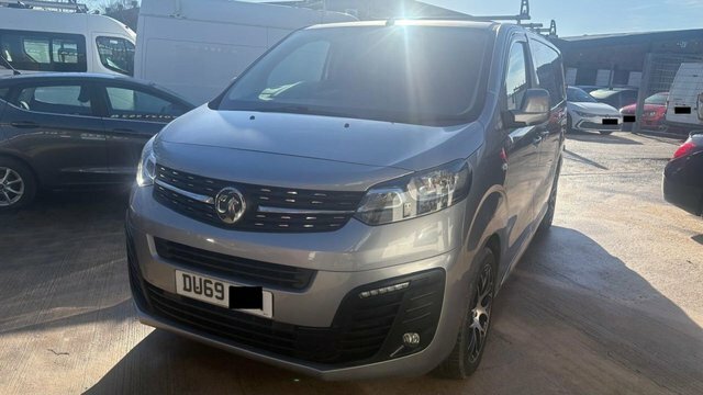 Vauxhall Vivaro 1.5 Turbo D 2900 Sportive Panel Van Man DU69ZYH Grey #3
