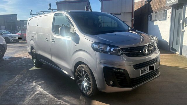 Vauxhall Vivaro 1.5 Turbo D 2900 Sportive Panel Van Man Grey