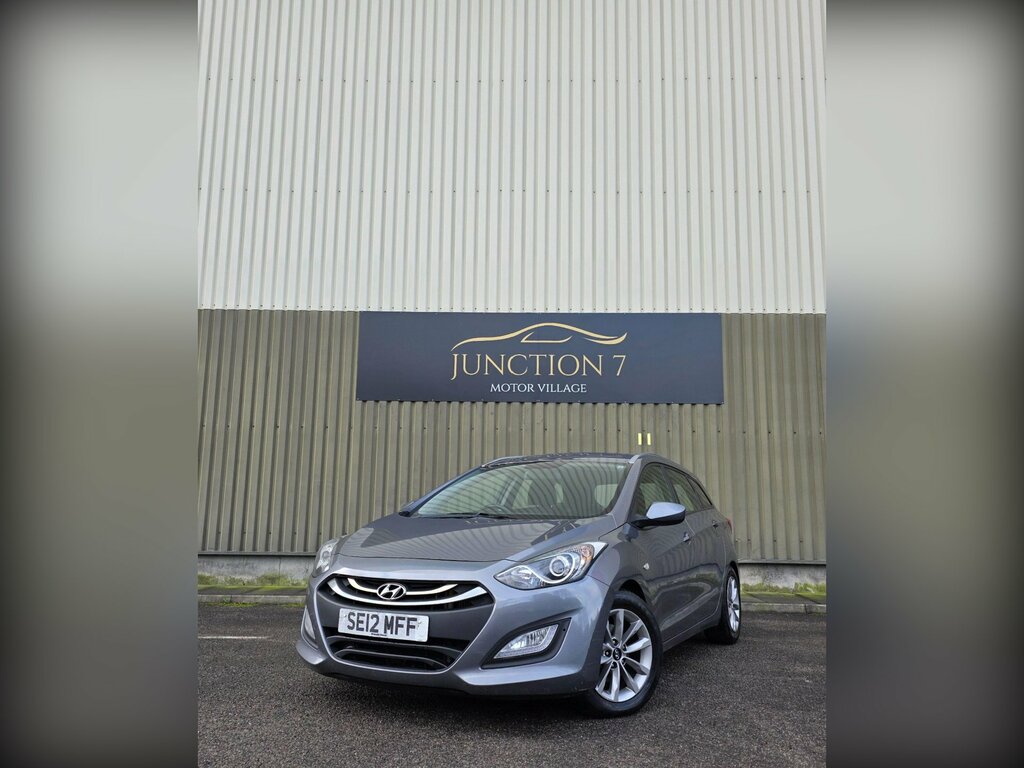 Hyundai I30 1.6 Crdi Blue Drive Active Tourer Euro 5 Ss Grey