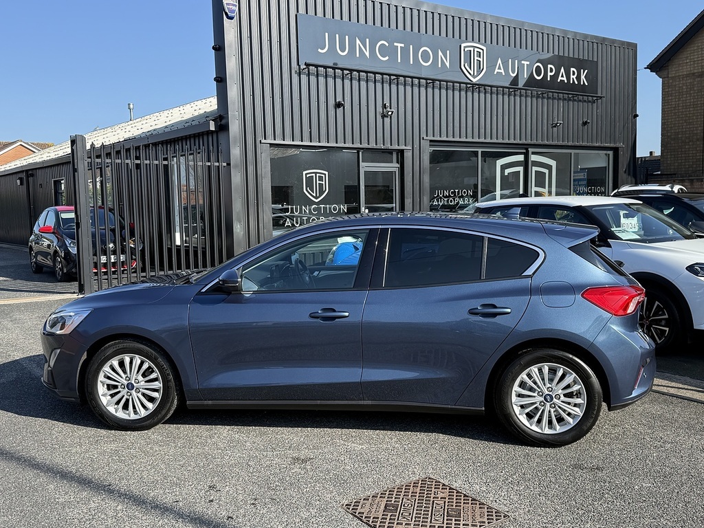 Ford Focus T Ecoboost Titanium GF18DFC Blue #4