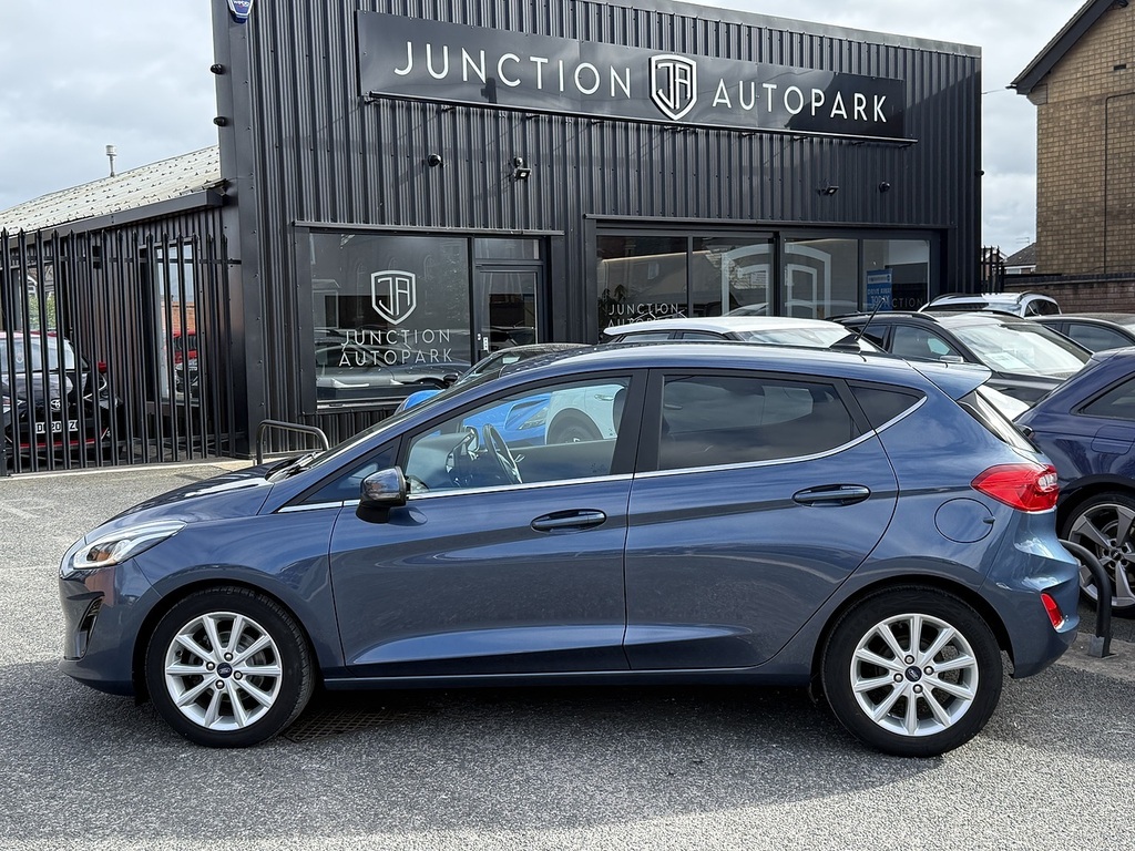 Ford Fiesta T Ecoboost Mhev Titanium DN70UXX Blue #4