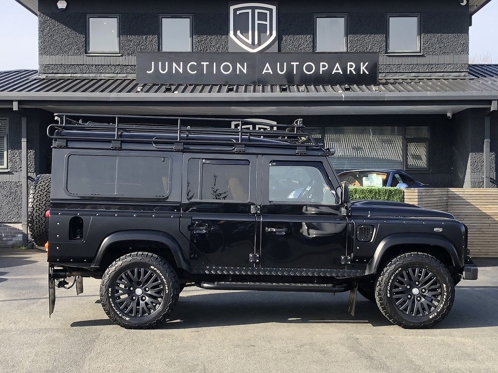 Land Rover Defender 110 Tdci Xs YG16ANF Black #4