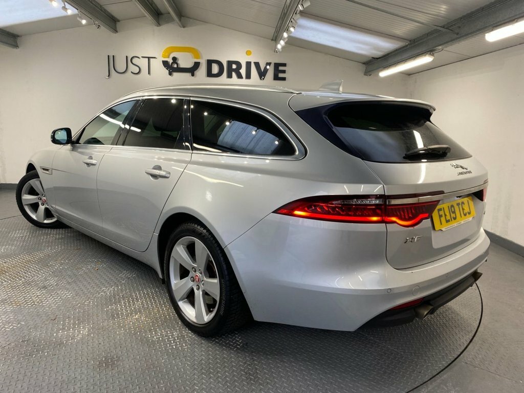 Jaguar XF 2L Portfolio FL19TCJ Silver #3