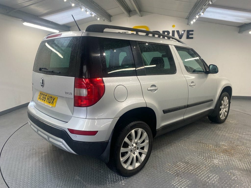 Skoda Yeti 1.2L Se DC66HDX Silver #5