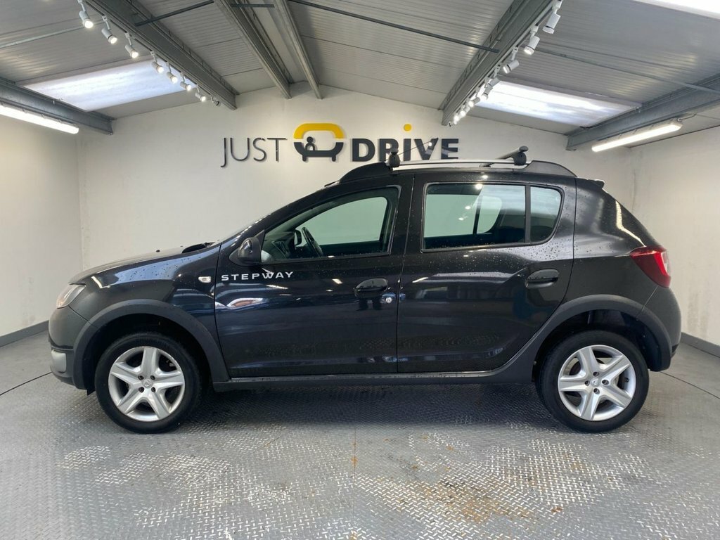 Dacia Sandero Stepway 0.9L Laureate CN65LNO Black #2
