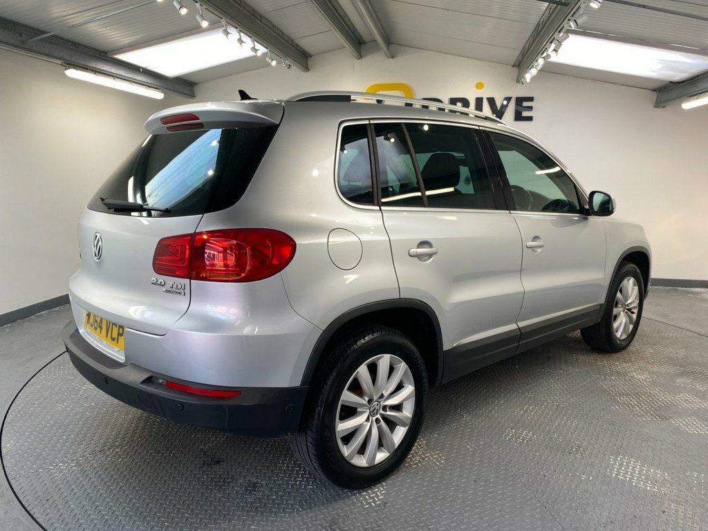 Volkswagen Tiguan 2L Match WJ64VCP Silver #5