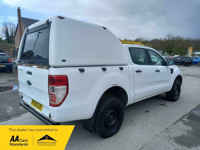 Ford Ranger Pickup RF68AZR White #3