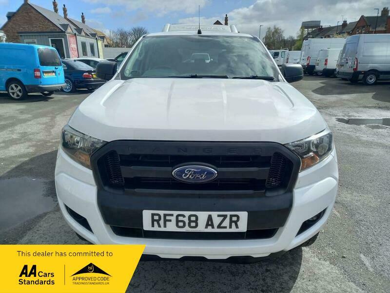 Ford Ranger Pickup RF68AZR White #6
