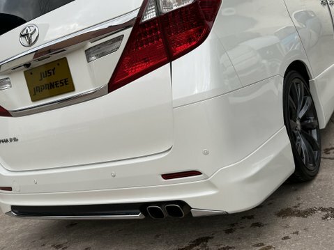 Toyota Alphard 2.4 240S White #5