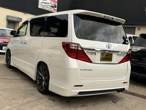 Toyota Alphard 2.4 240S White #3