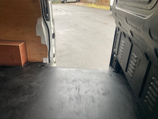 Mercedes-Benz Vito Mpv KR71EYF White #6