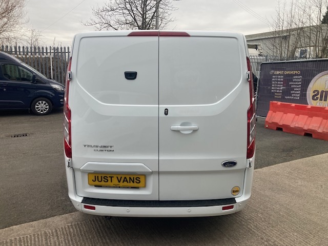 Ford Transit Custom Mpv LA23DOJ White #4