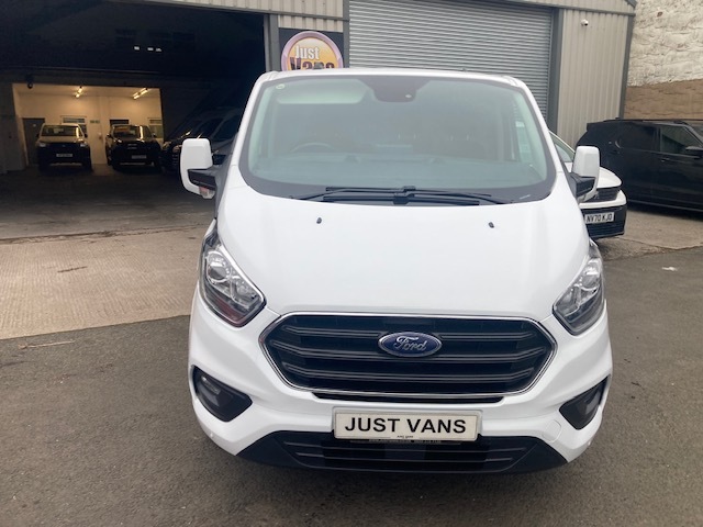 Ford Transit Custom Mpv LA23DOJ White #2
