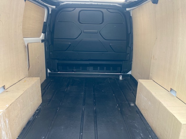 Ford Transit Custom Mpv LA23DOJ White #5