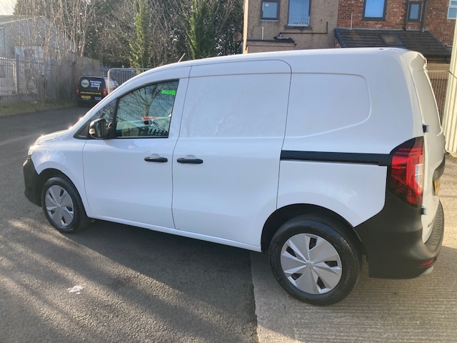 Nissan TOWNSTAR Mpv PL23KXY White #3
