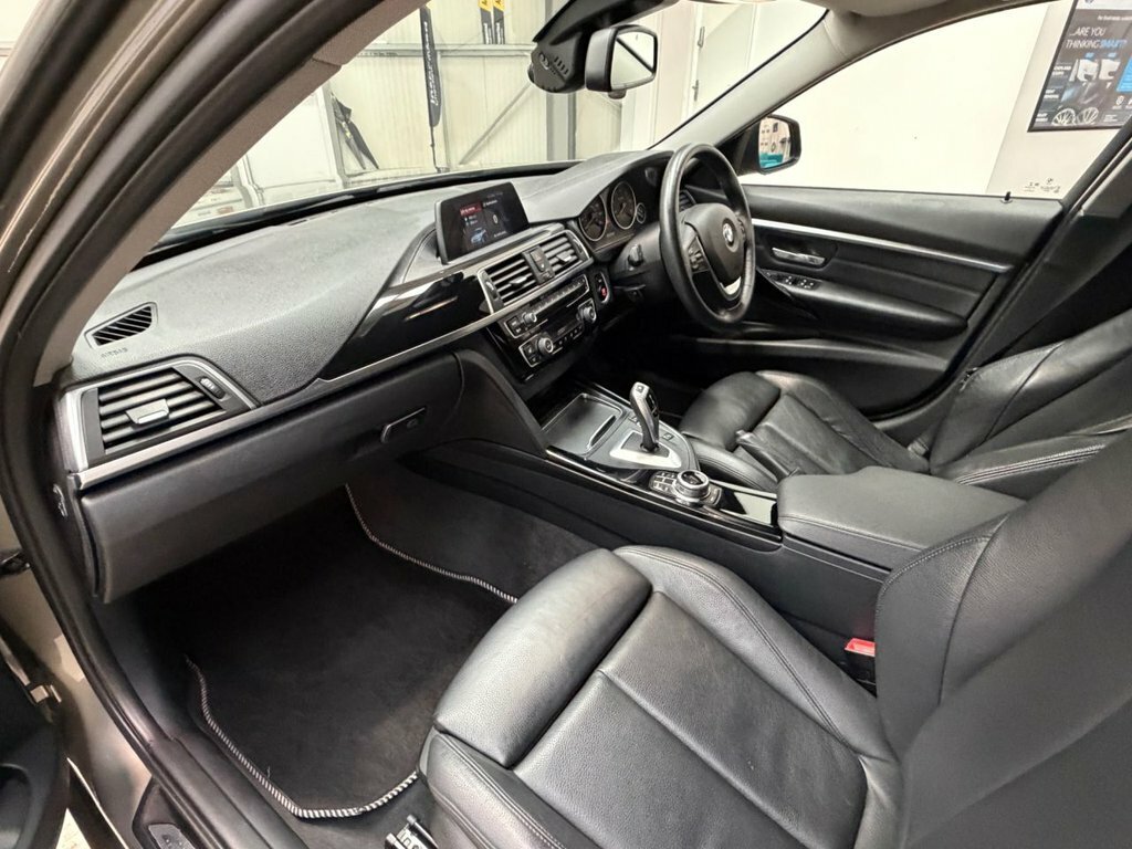 BMW 3 Series 2L Sport YC67LUB Silver #5