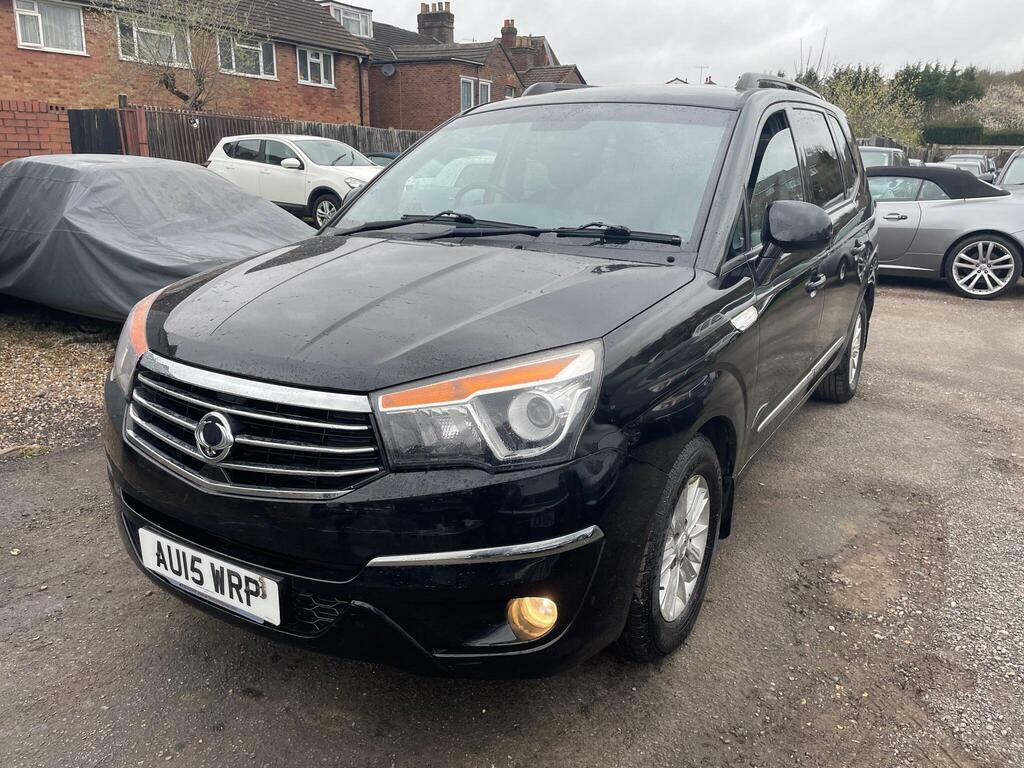 SsangYong Turismo 2.0 E-xdi Es T-tronic Euro 5 Black #3