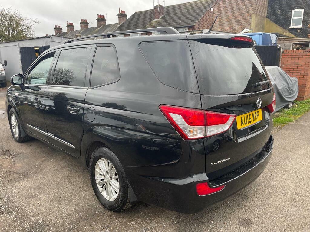 SsangYong Turismo 2.0 E-xdi Es T-tronic Euro 5 Black #4