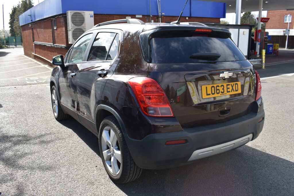 Chevrolet Trax 1.6 Lt Red #10