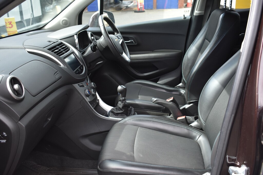 Chevrolet Trax 1.6 Lt Red #26