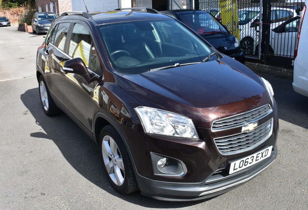 Chevrolet Trax 1.6 Lt Red #4