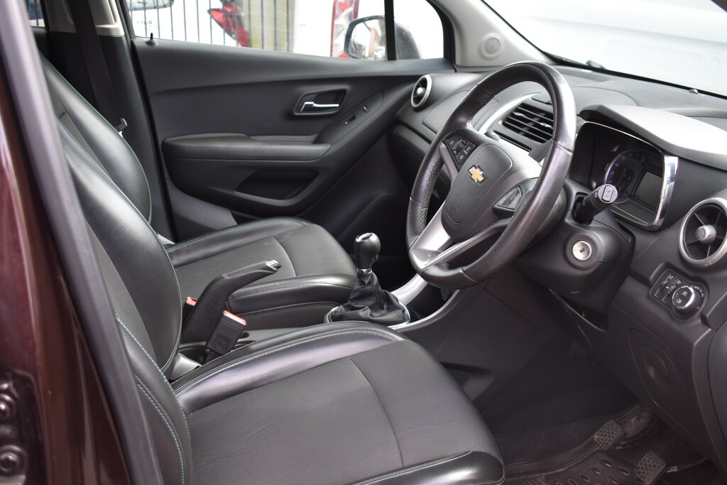 Chevrolet Trax 1.6 Lt Red #19