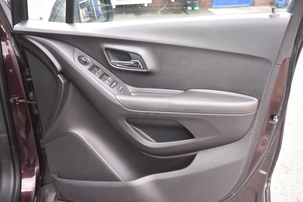 Chevrolet Trax 1.6 Lt Red #21