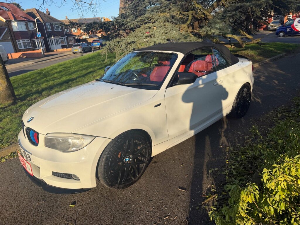 BMW 1 Series 2.0 123D M Sport Steptronic Euro 5 RE62OAB White #6