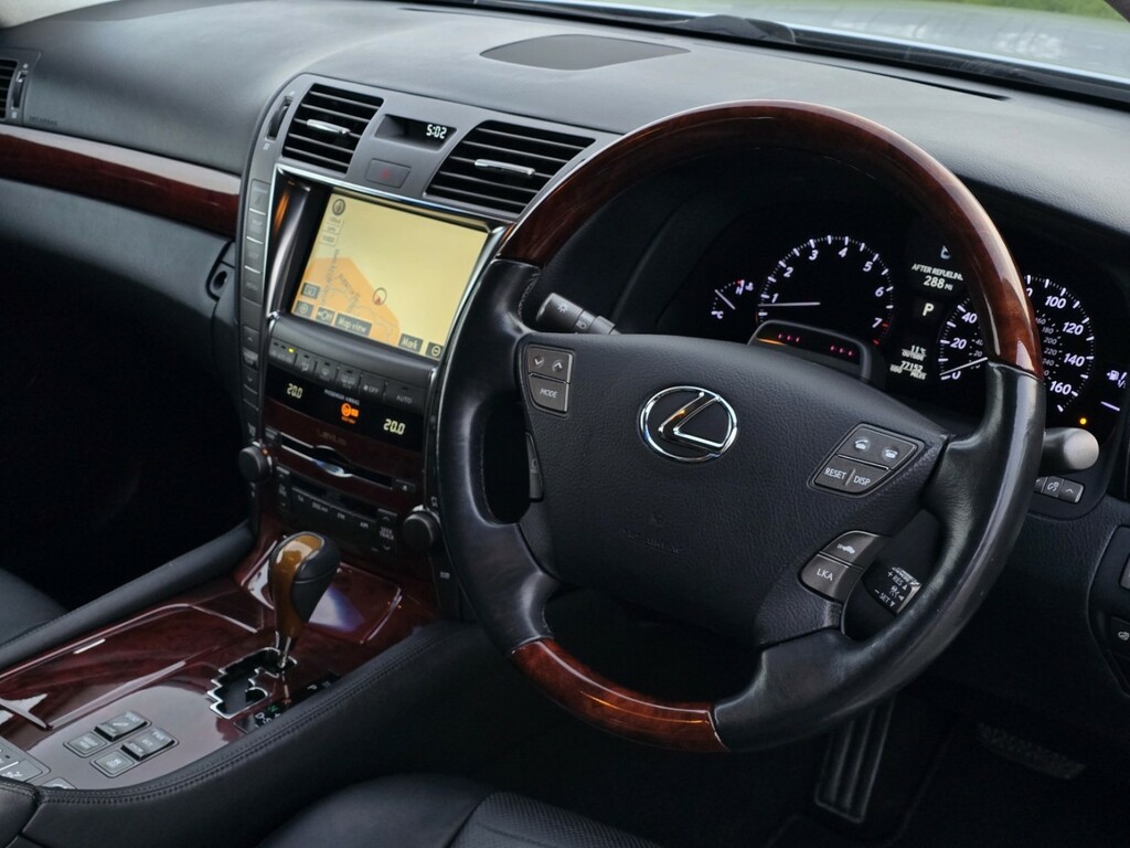 Lexus LS 4.6 460 V8 Se-l Silver #4