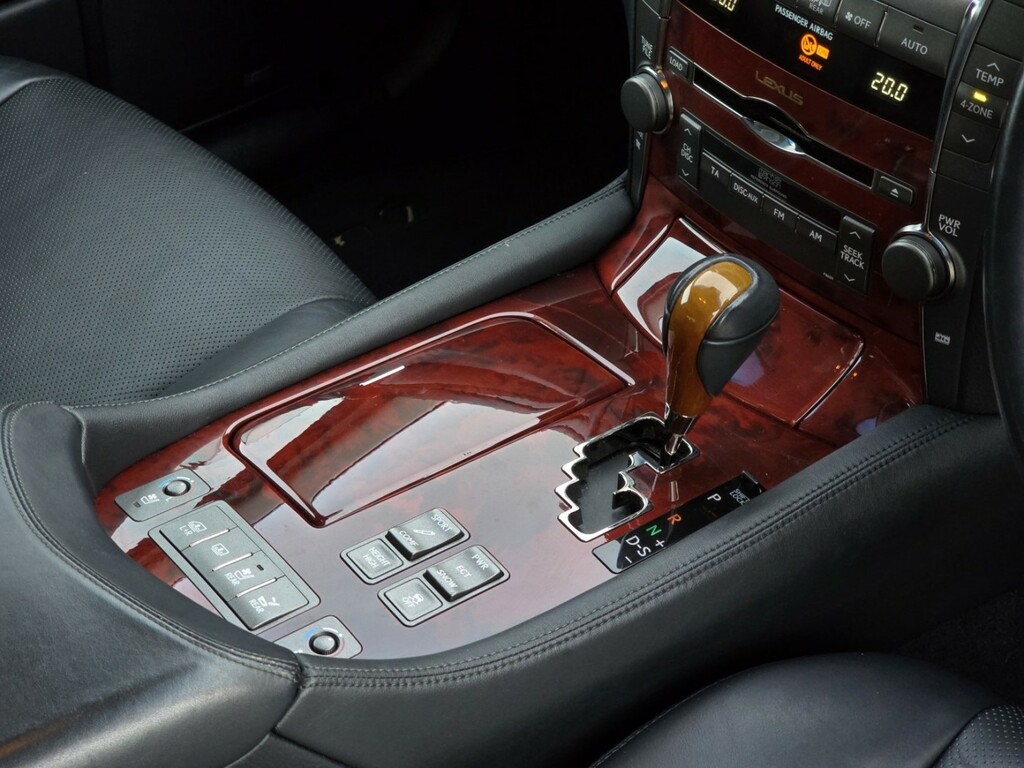 Lexus LS 4.6 460 V8 Se-l Silver #6
